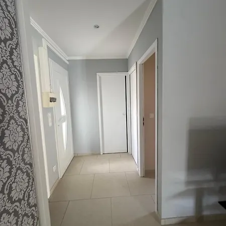 Location Apartament Vias